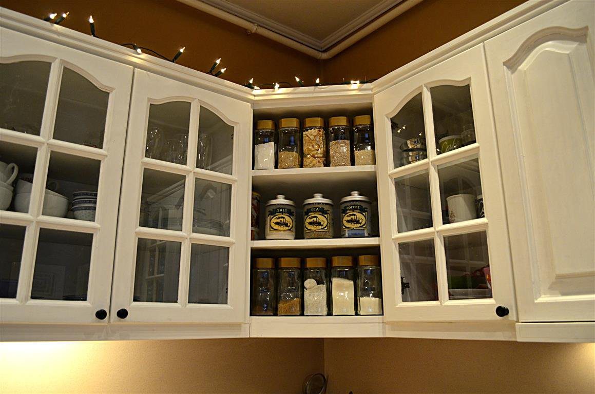 Konyhabútor festés Annie Sloan chalk paint festékkel