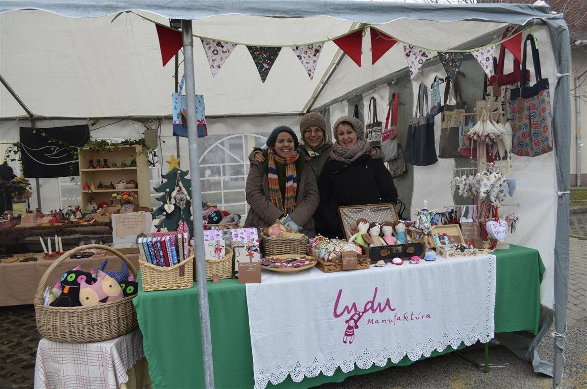 Angyalfia karácsonyi vásár 2013 Biatorbágy