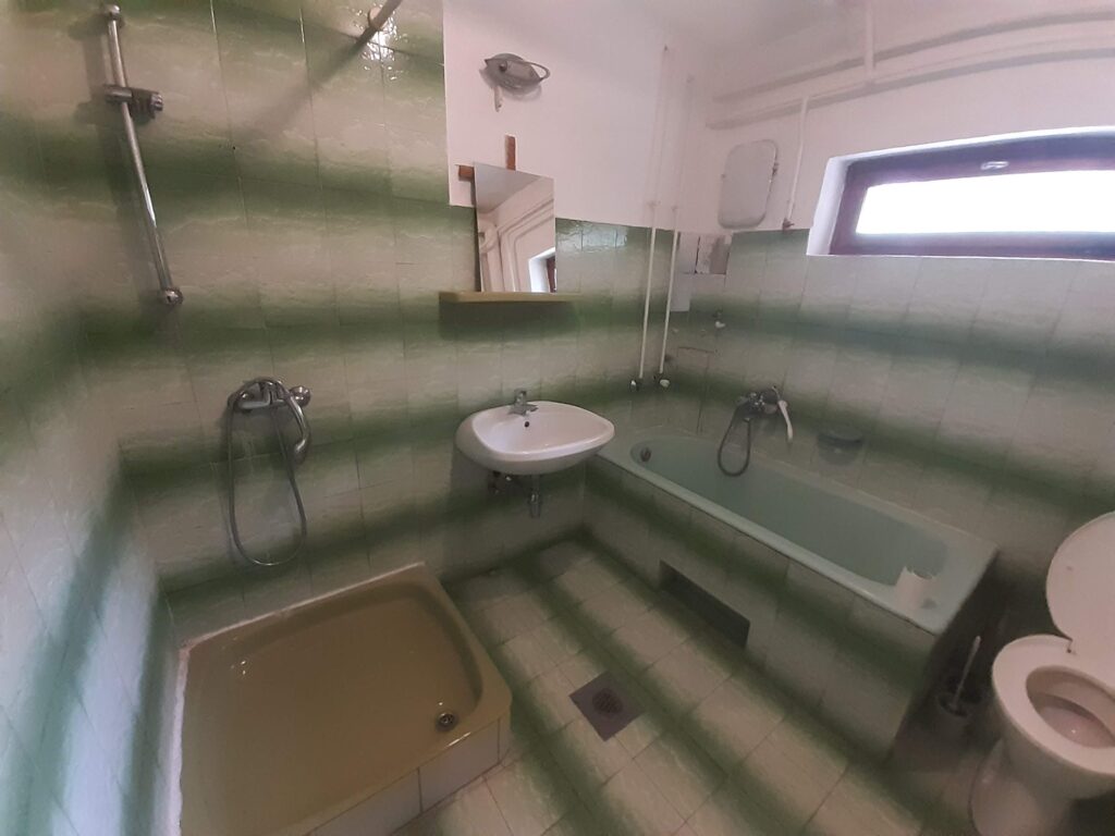 furdoszoba felujitas elotte 2