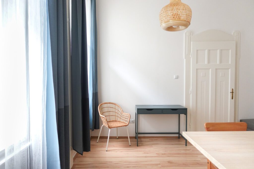 falfestes otletek nappali geometria minta falon annie sloan falfestek elotte feher fal