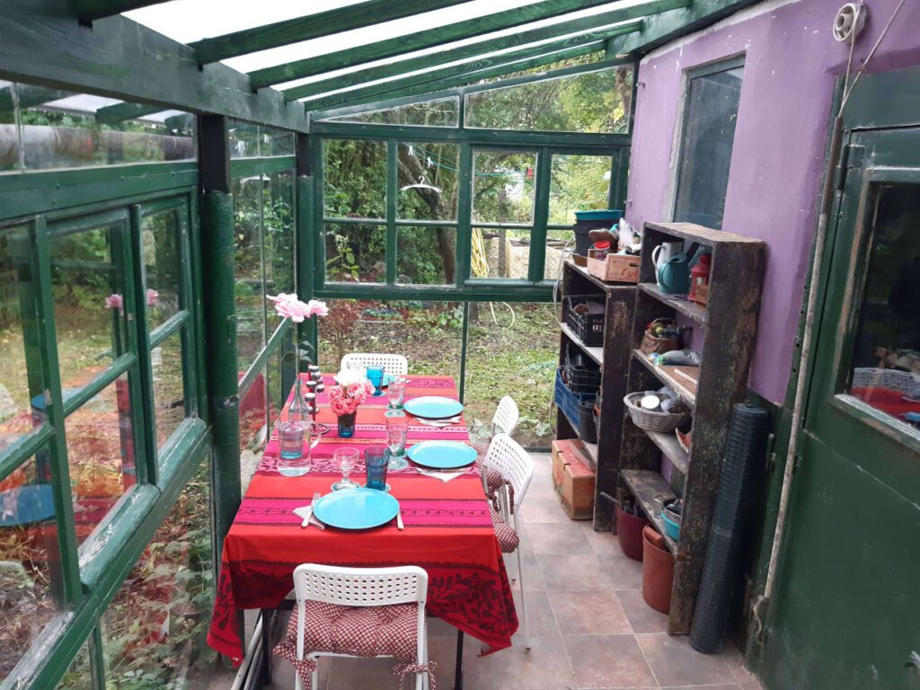 kerti uveghaz megmentese kismaros hazfelujitas csupor agnes elotte fotok 3