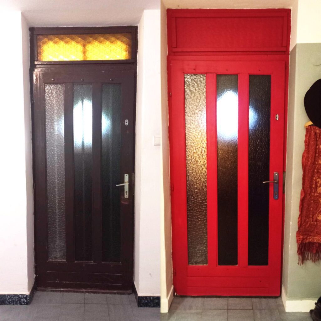 Annie Sloan Emperors Silk kretafestek festett ajto elotte utana foto png