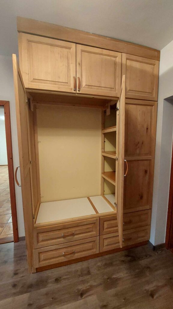 beépített szekrény 1